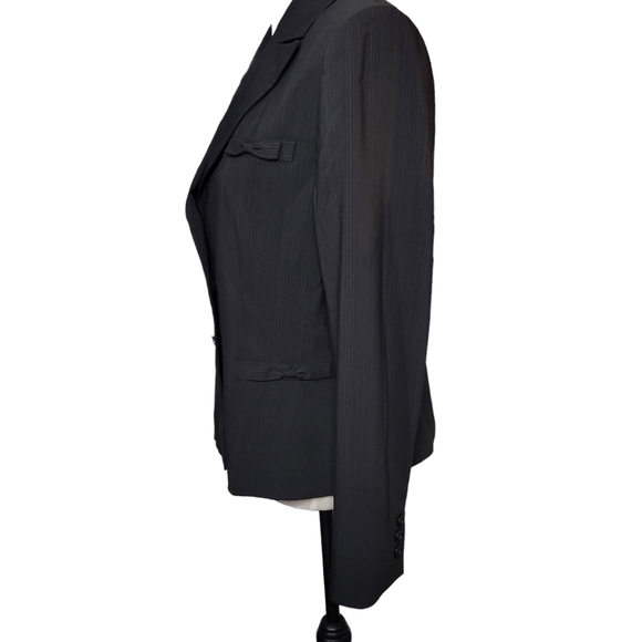 Tahari women's black pin striped blazer with bows on pockets size 10 - Picture 4 of 9